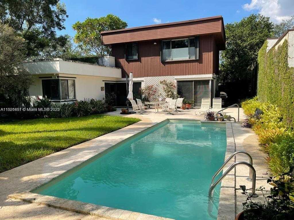 Small Image of 11832 SOUTH WEST 79TH TER, Miami Number 18