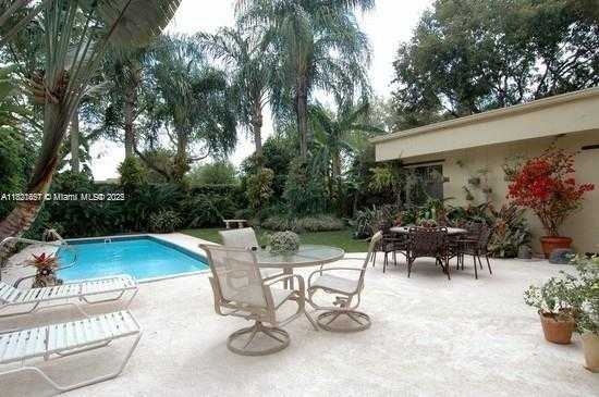 Small Image of 11832 SOUTH WEST 79TH TER, Miami Number 19