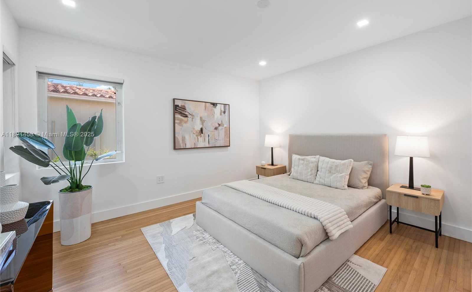 Small Image of 5211 GRANADA BLVD, Coral Gables Number 13