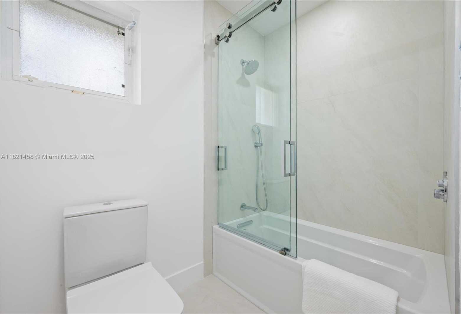 Small Image of 5211 GRANADA BLVD, Coral Gables Number 16