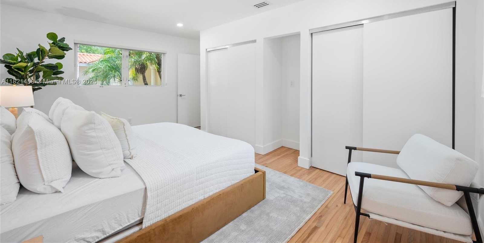 Small Image of 5211 GRANADA BLVD, Coral Gables Number 21