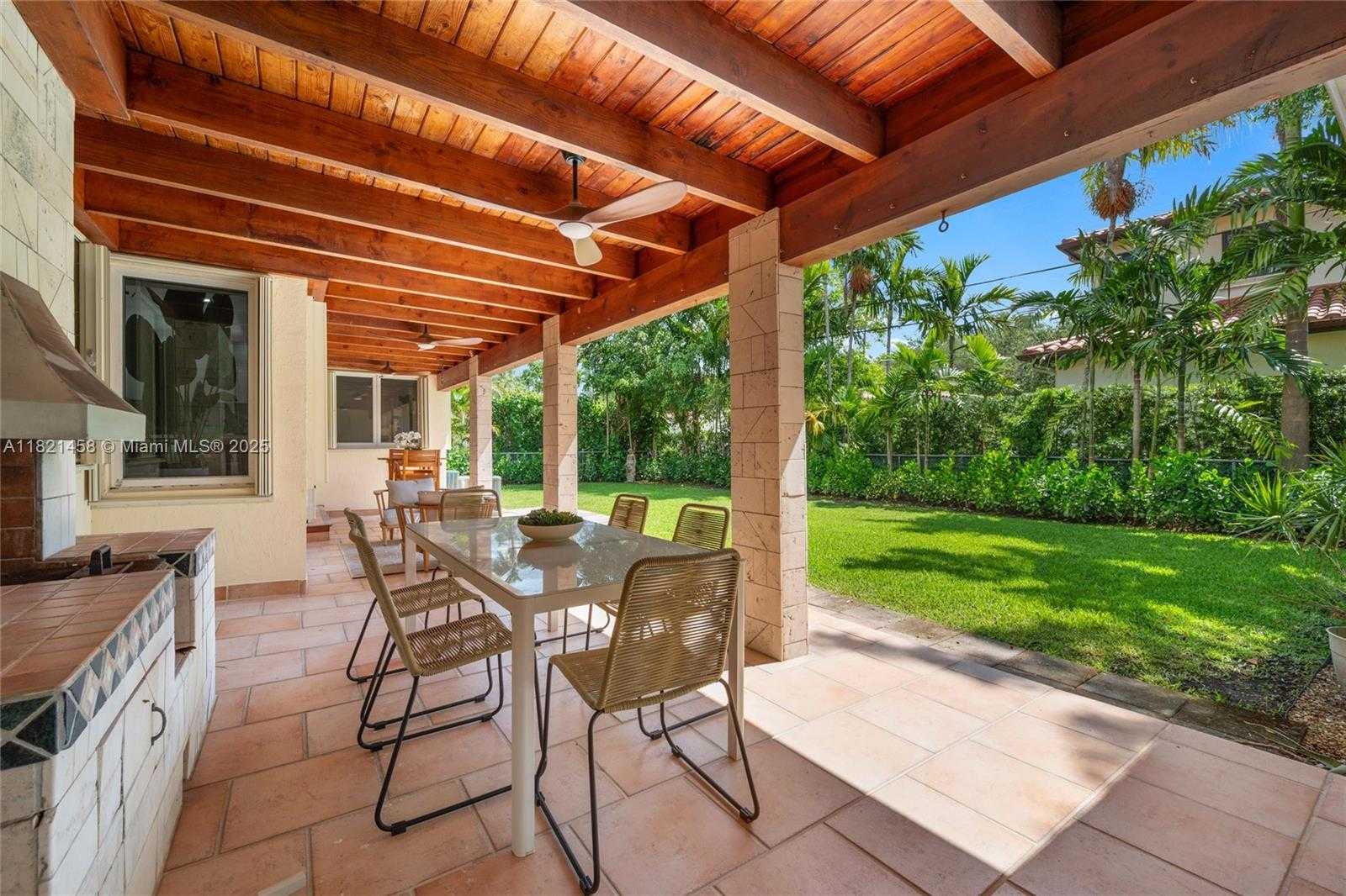 Small Image of 5211 GRANADA BLVD, Coral Gables Number 22
