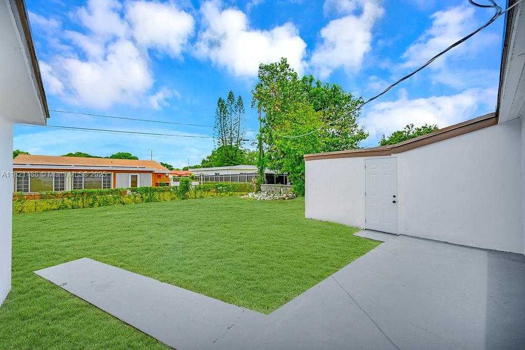 Small Image of 2791 NORTH WEST 151ST TER, Miami Gardens Number 42
