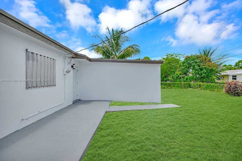 Small Image of 2791 NORTH WEST 151ST TER, Miami Gardens Number 43