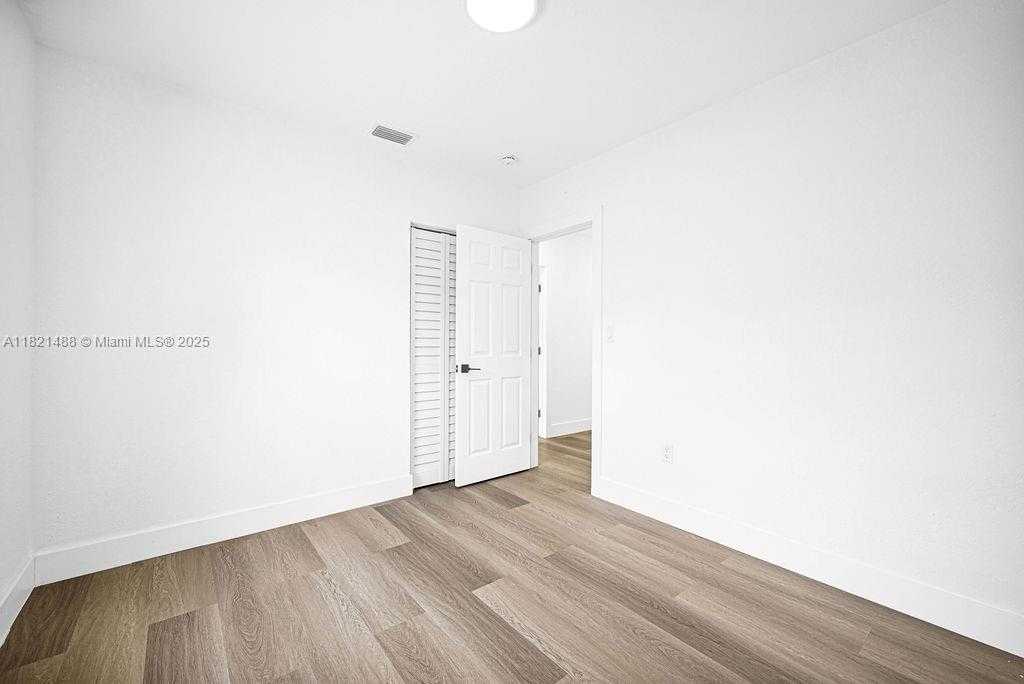 Small Image of 2791 NORTH WEST 151ST TER, Miami Gardens Number 6