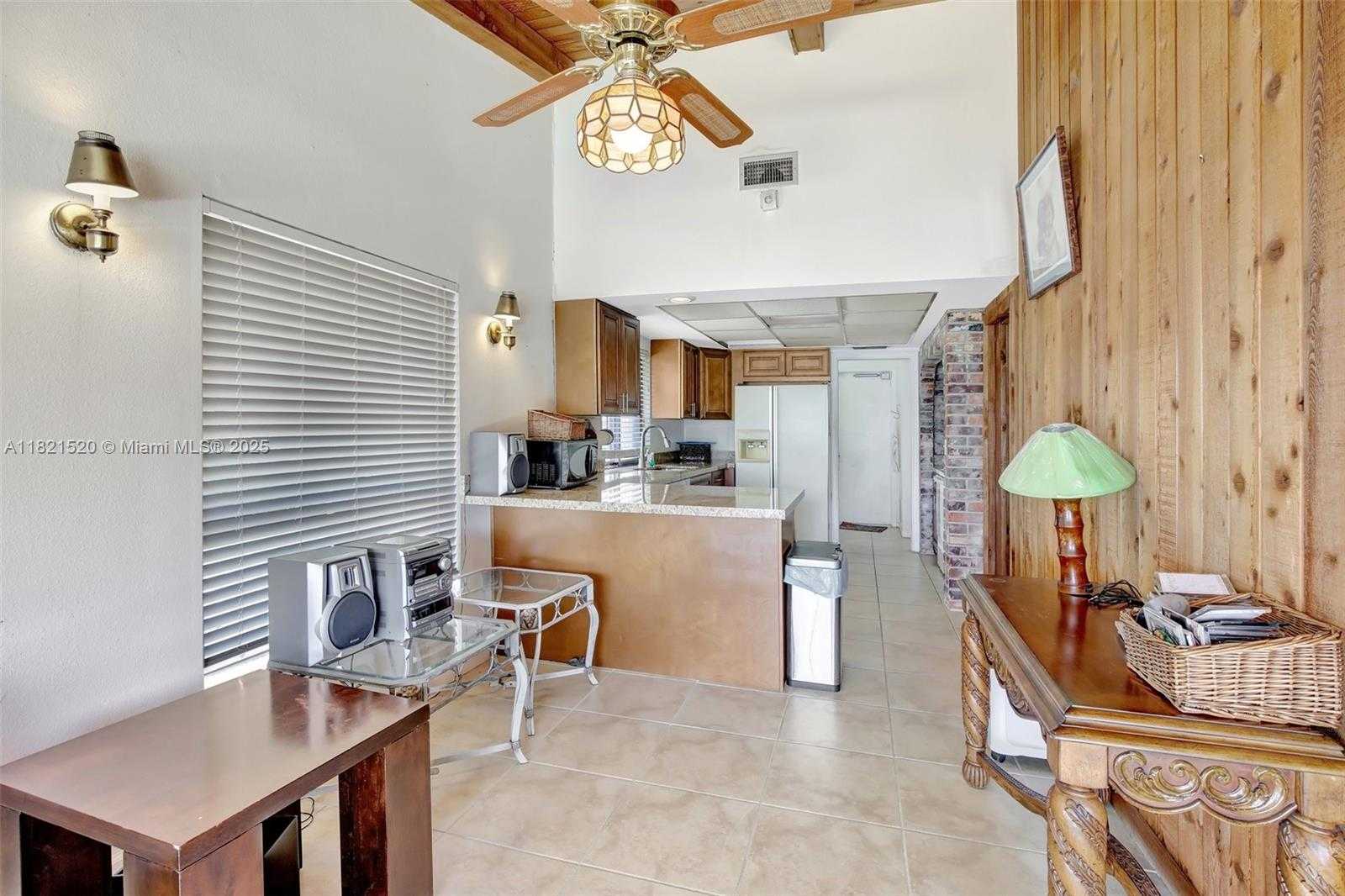 Small Image of 1600 SOUTH WEST 72ND AVE, Plantation Number 17