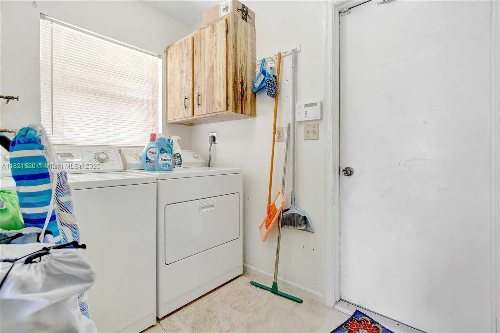Small Image of 1600 SOUTH WEST 72ND AVE, Plantation Number 21