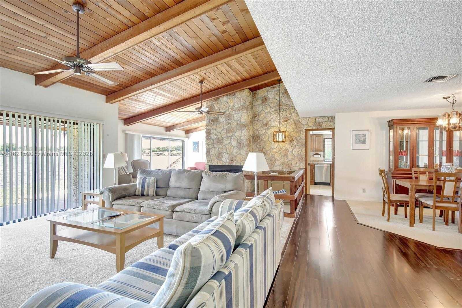 Small Image of 1600 SOUTH WEST 72ND AVE, Plantation Number 24