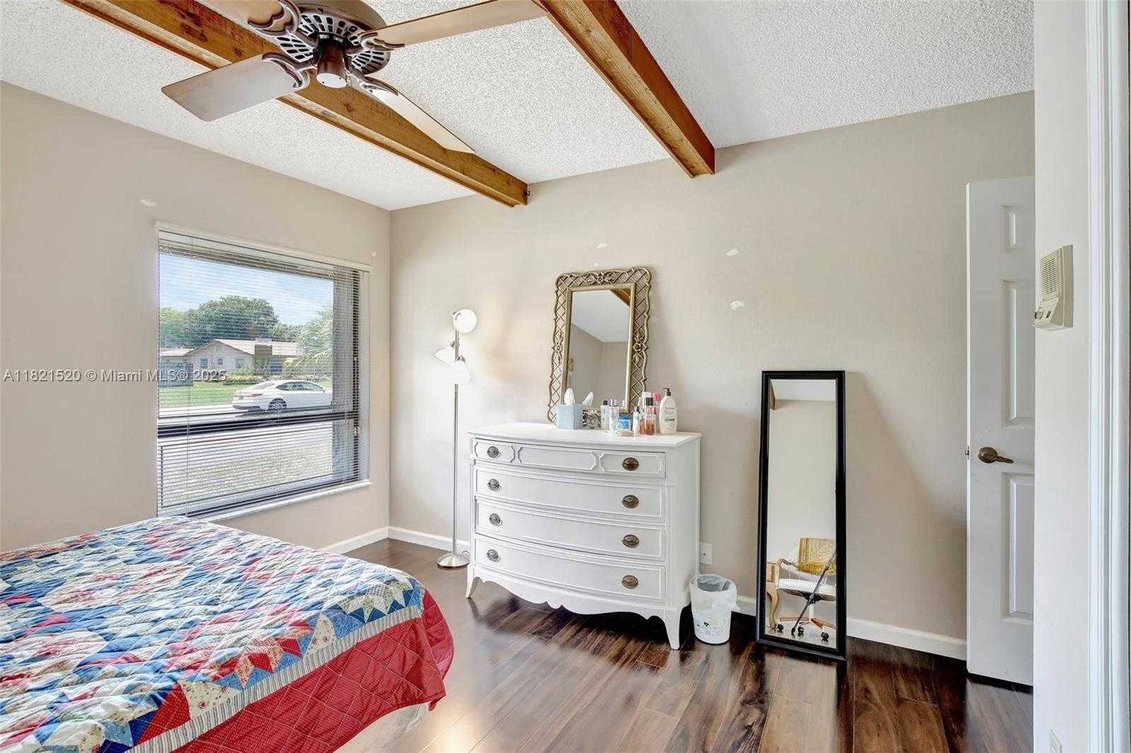 Small Image of 1600 SOUTH WEST 72ND AVE, Plantation Number 26