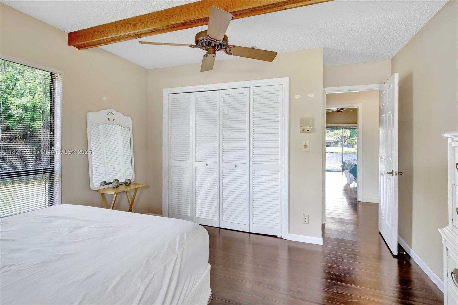 Small Image of 1600 SOUTH WEST 72ND AVE, Plantation Number 28