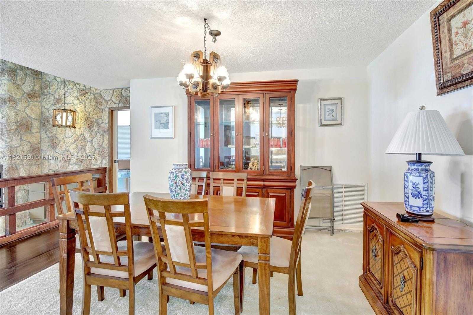 Small Image of 1600 SOUTH WEST 72ND AVE, Plantation Number 6