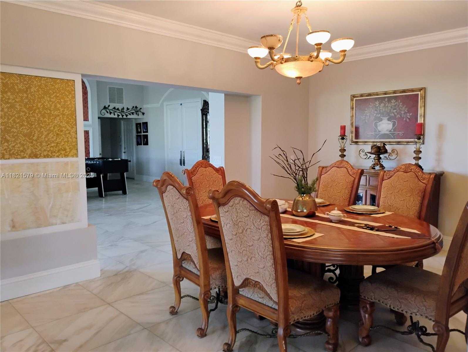 Small Image of 5706 WHITE HICKORY CIR, Tamarac Number 10