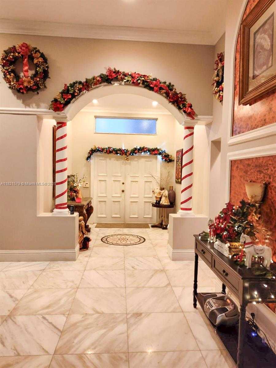 Small Image of 5706 WHITE HICKORY CIR, Tamarac Number 19