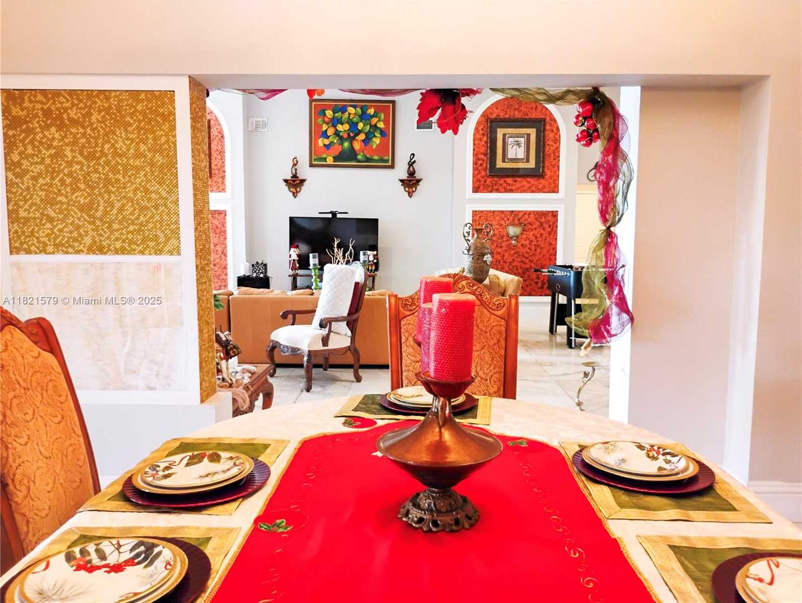 Small Image of 5706 WHITE HICKORY CIR, Tamarac Number 25