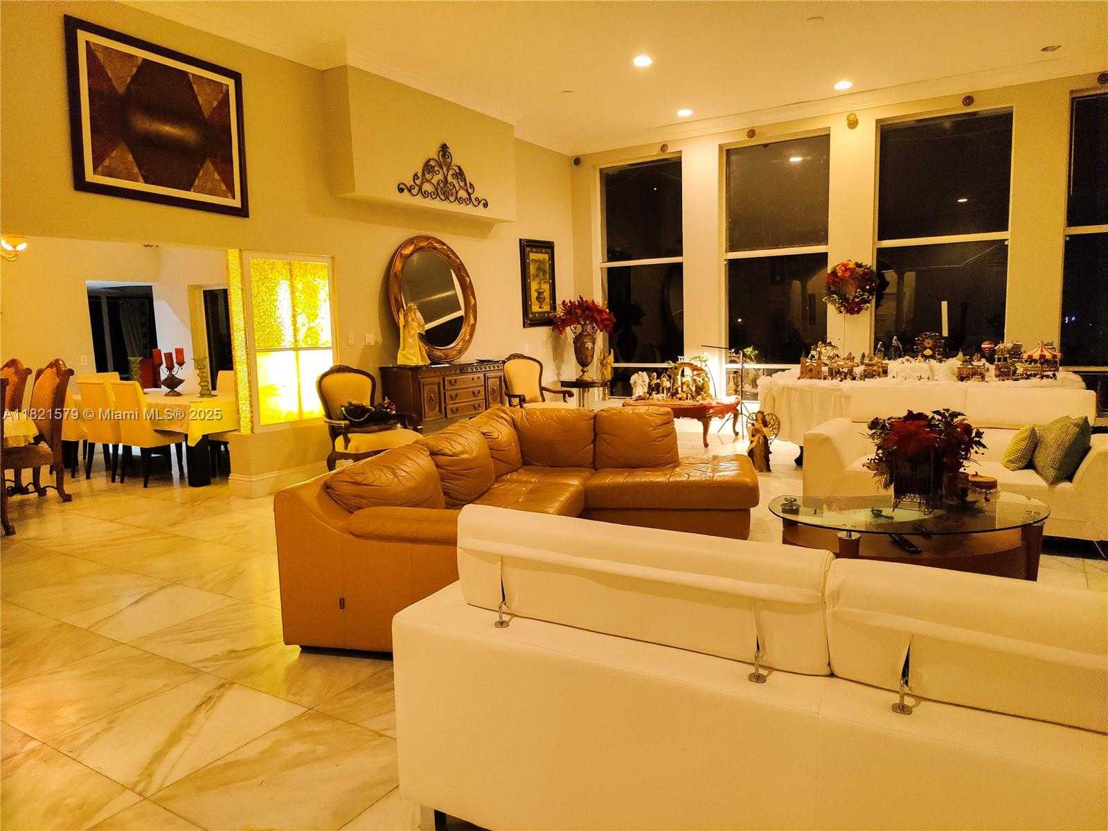 Small Image of 5706 WHITE HICKORY CIR, Tamarac Number 26