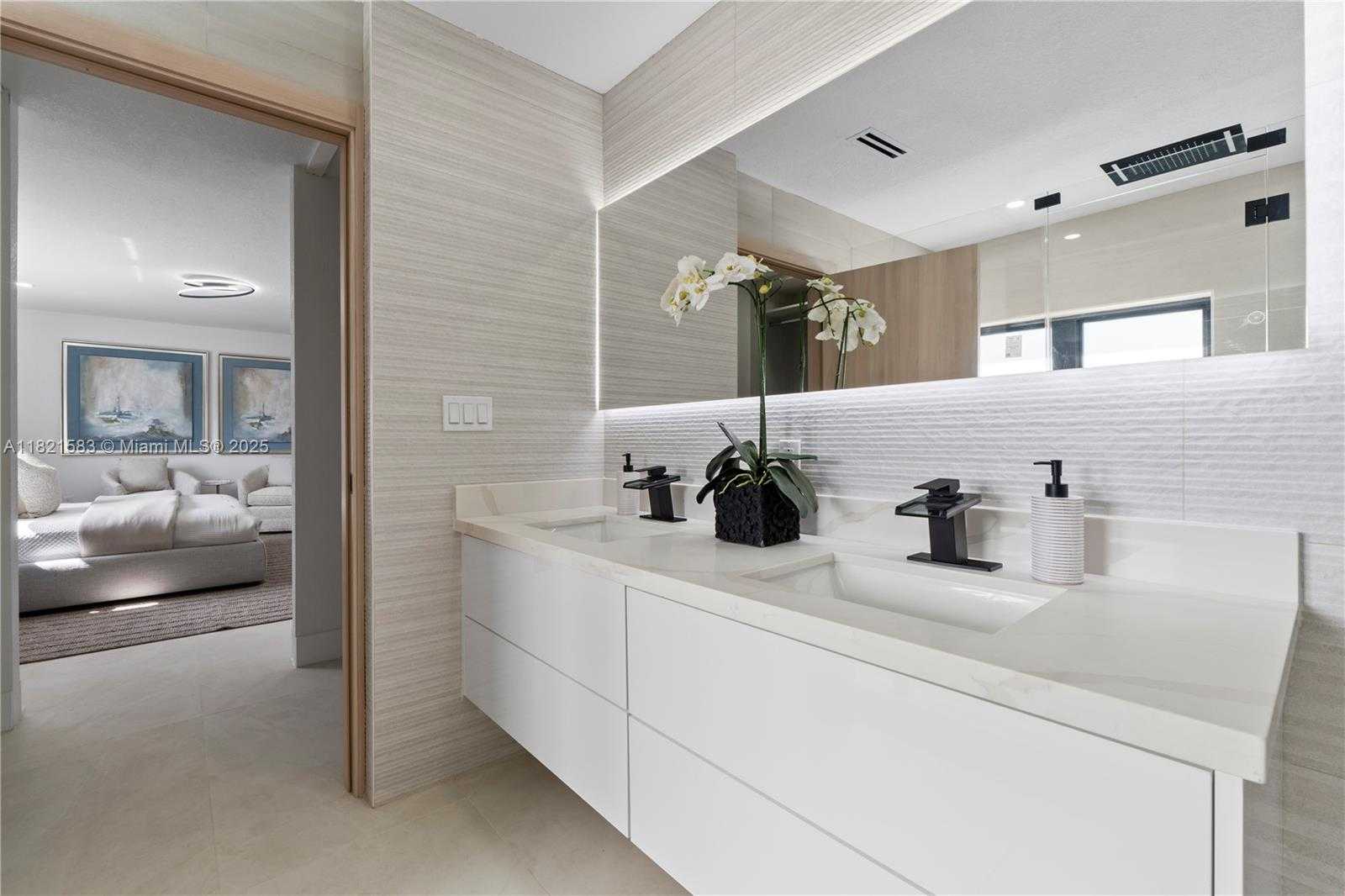 Small Image of 3002 SOUTH WEST 151ST CT, Miami Number 19