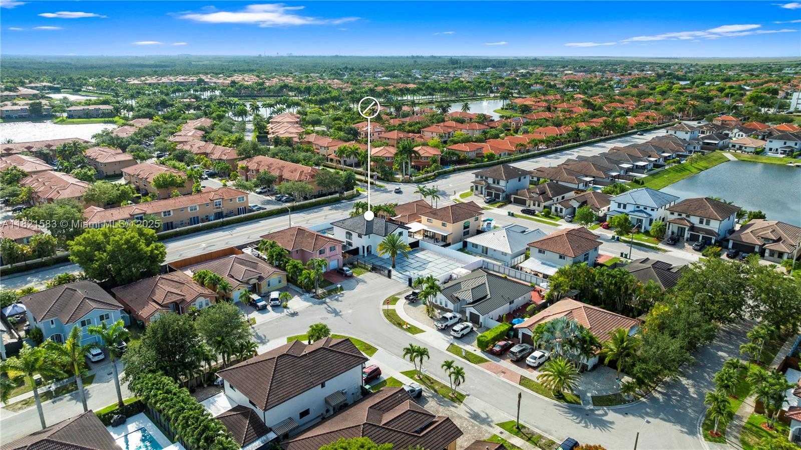 Small Image of 3002 SOUTH WEST 151ST CT, Miami Number 2