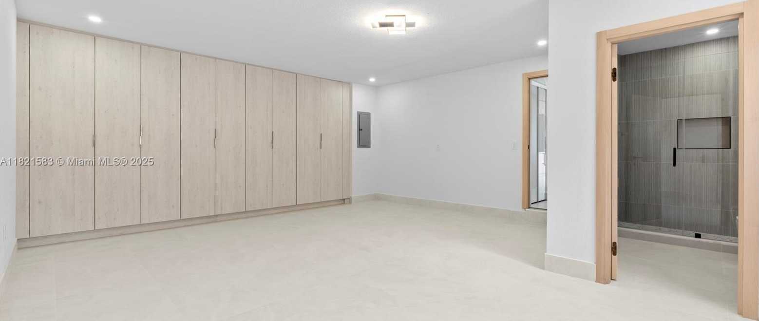 Small Image of 3002 SOUTH WEST 151ST CT, Miami Number 21