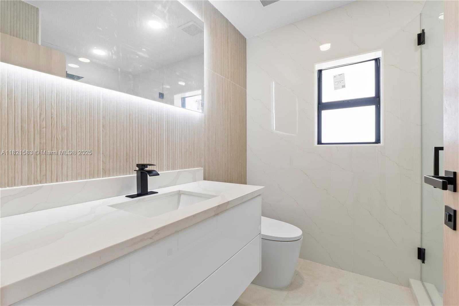 Small Image of 3002 SOUTH WEST 151ST CT, Miami Number 24