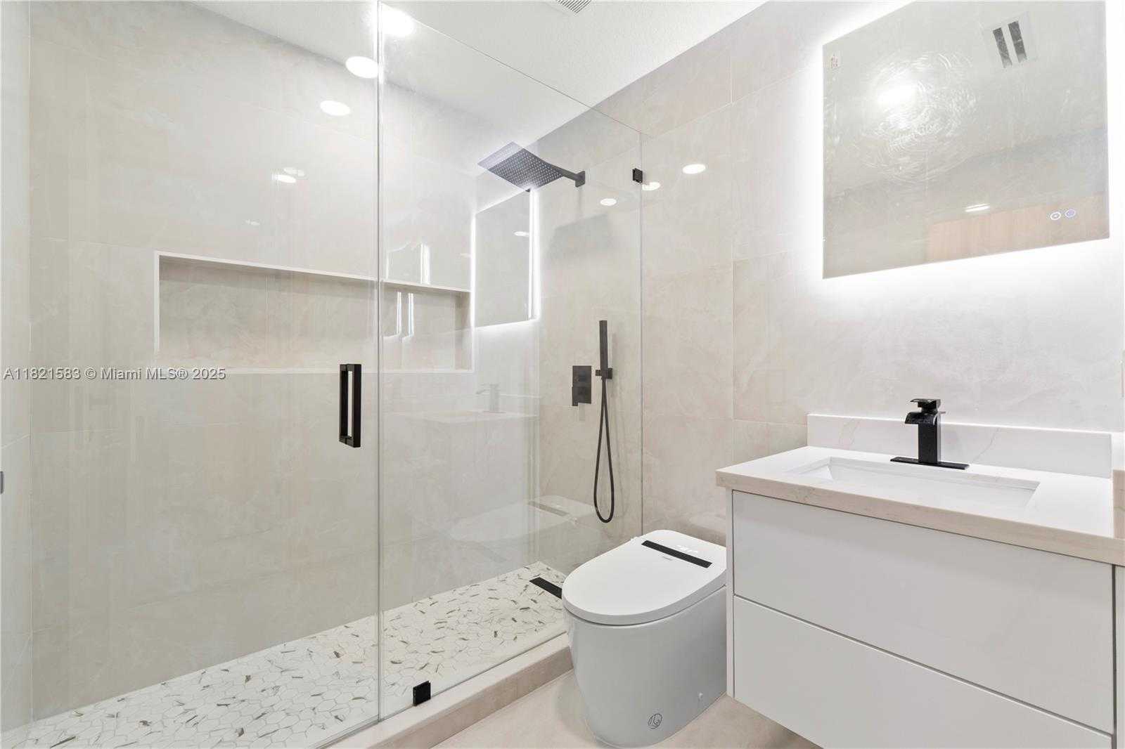 Small Image of 3002 SOUTH WEST 151ST CT, Miami Number 29