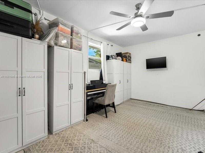 Small Image of 1870 NORTH EAST 208TH TER, Miami Number 17