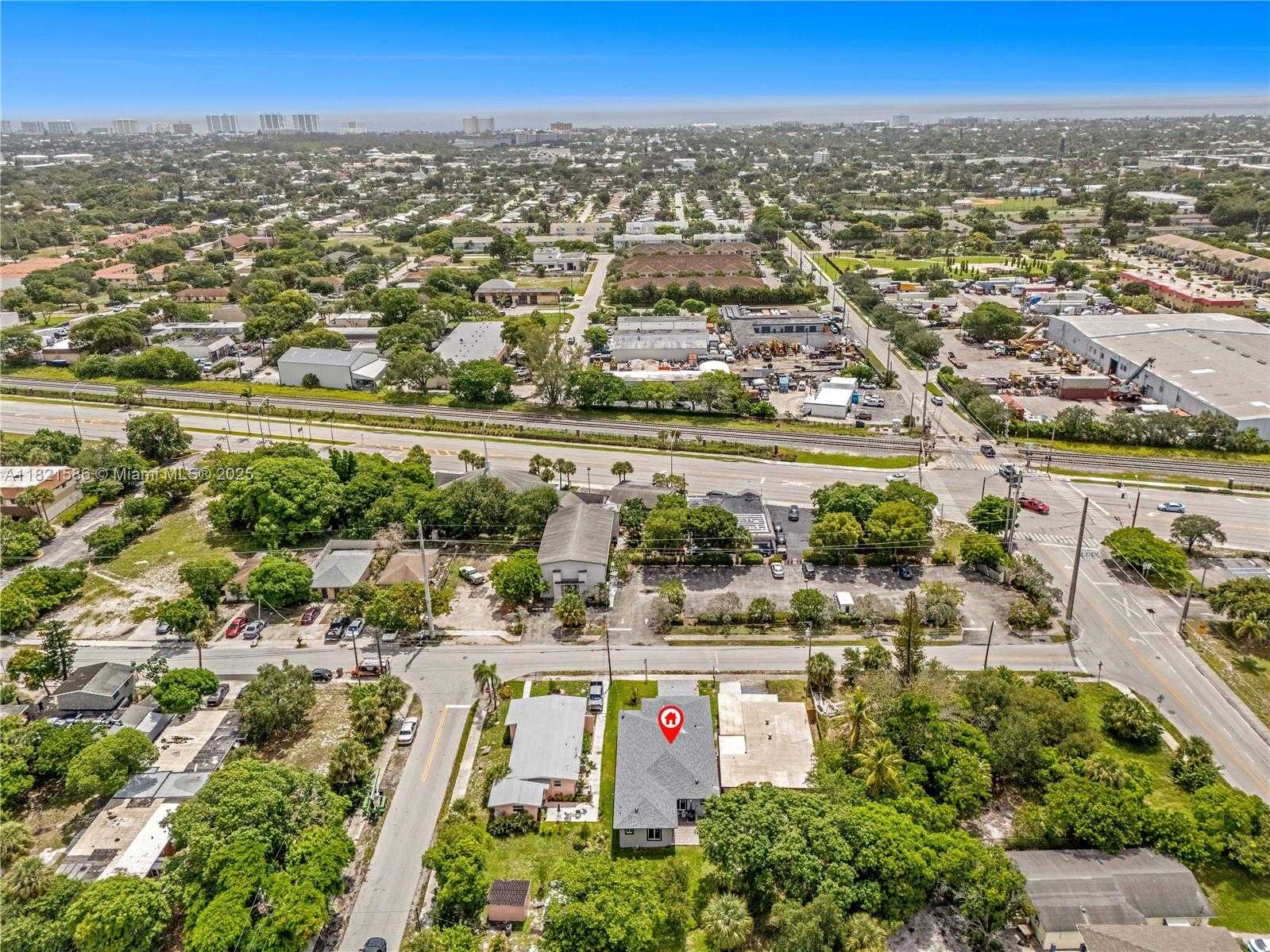 Small Image of 363 SOUTH WEST 1ST TER, Deerfield Beach Number 12