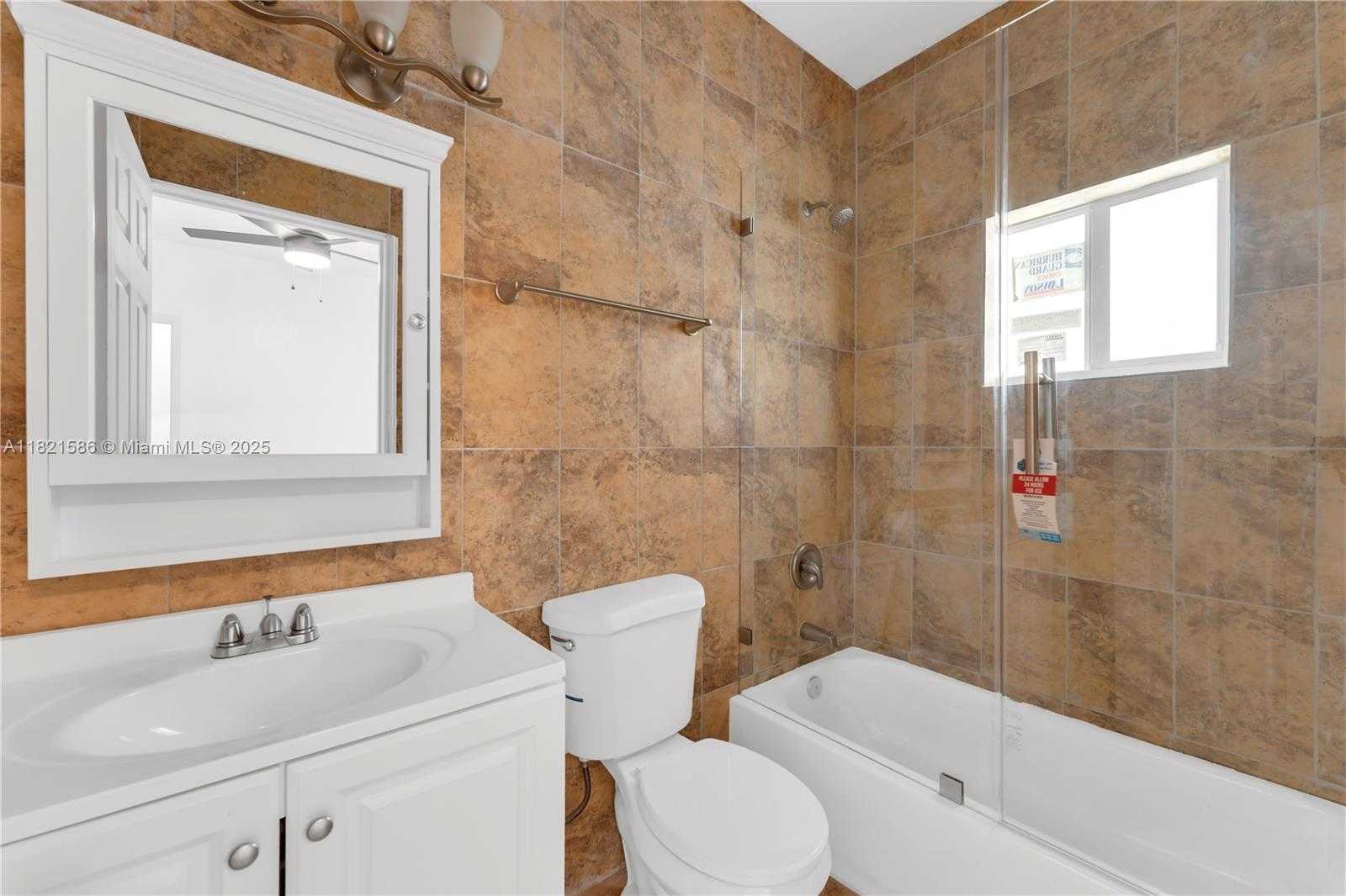 Small Image of 363 SOUTH WEST 1ST TER, Deerfield Beach Number 7