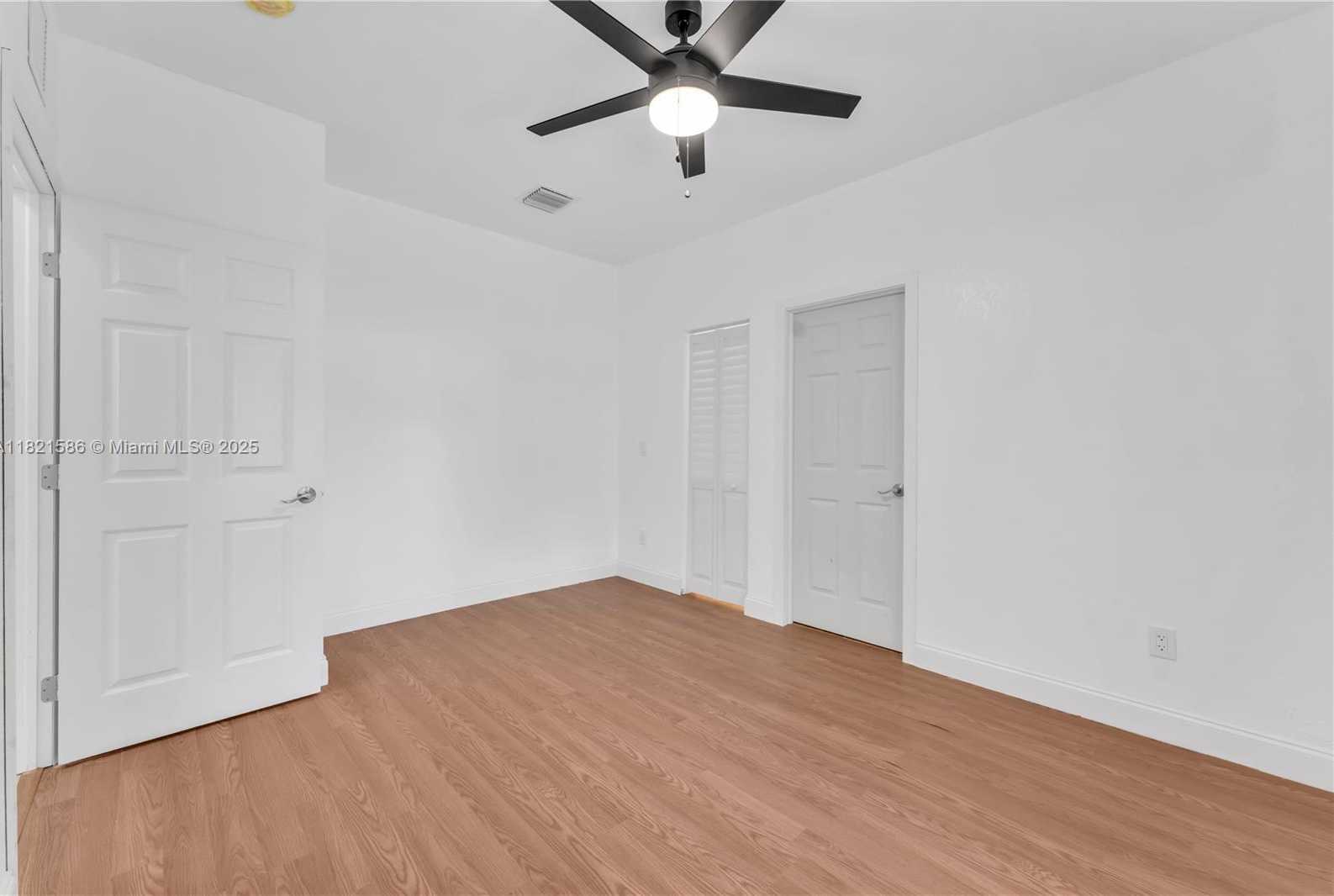 Small Image of 363 SOUTH WEST 1ST TER, Deerfield Beach Number 9