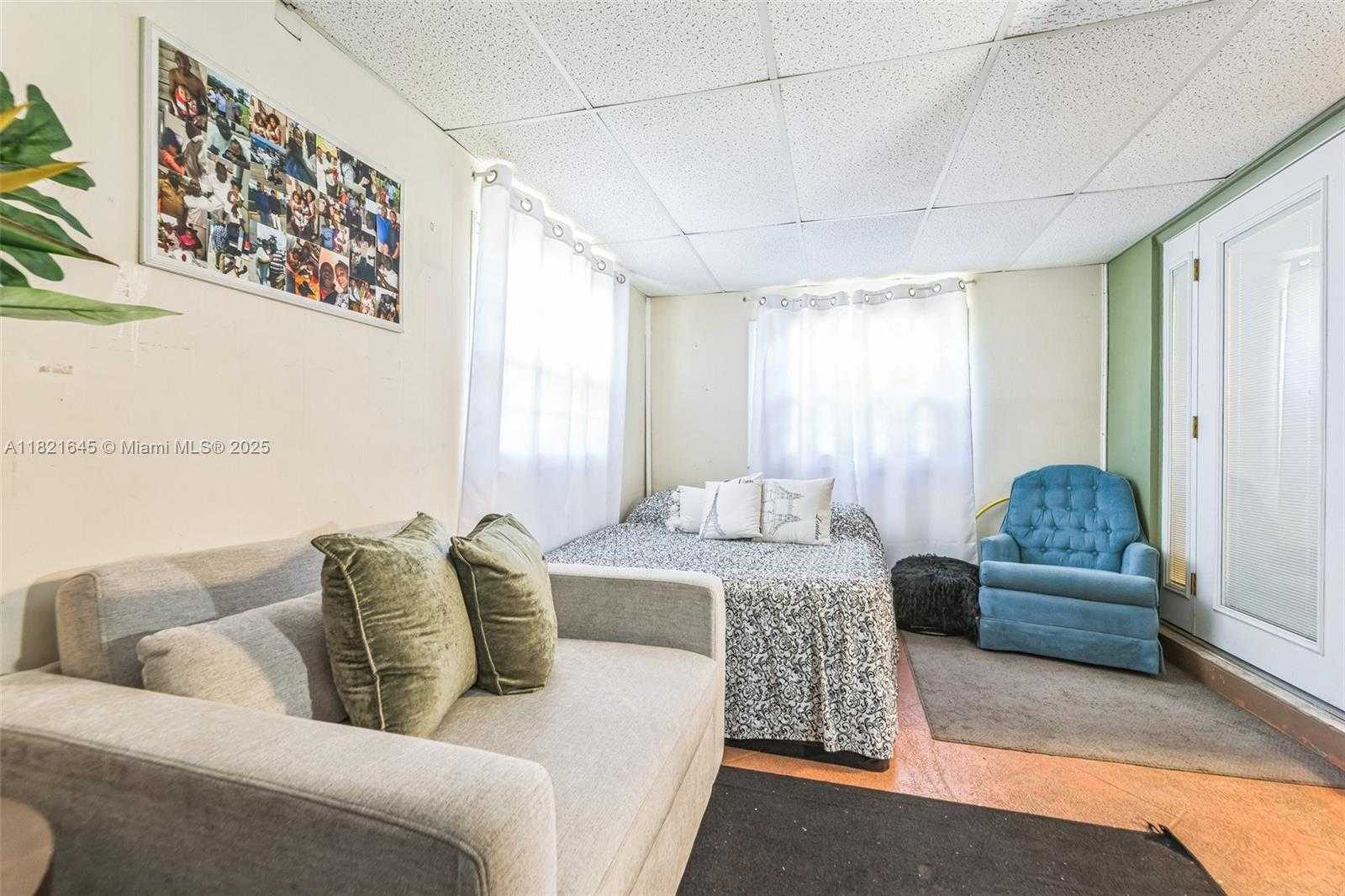 Small Image of 6701 NORTH WEST 6TH ST, Margate Number 12