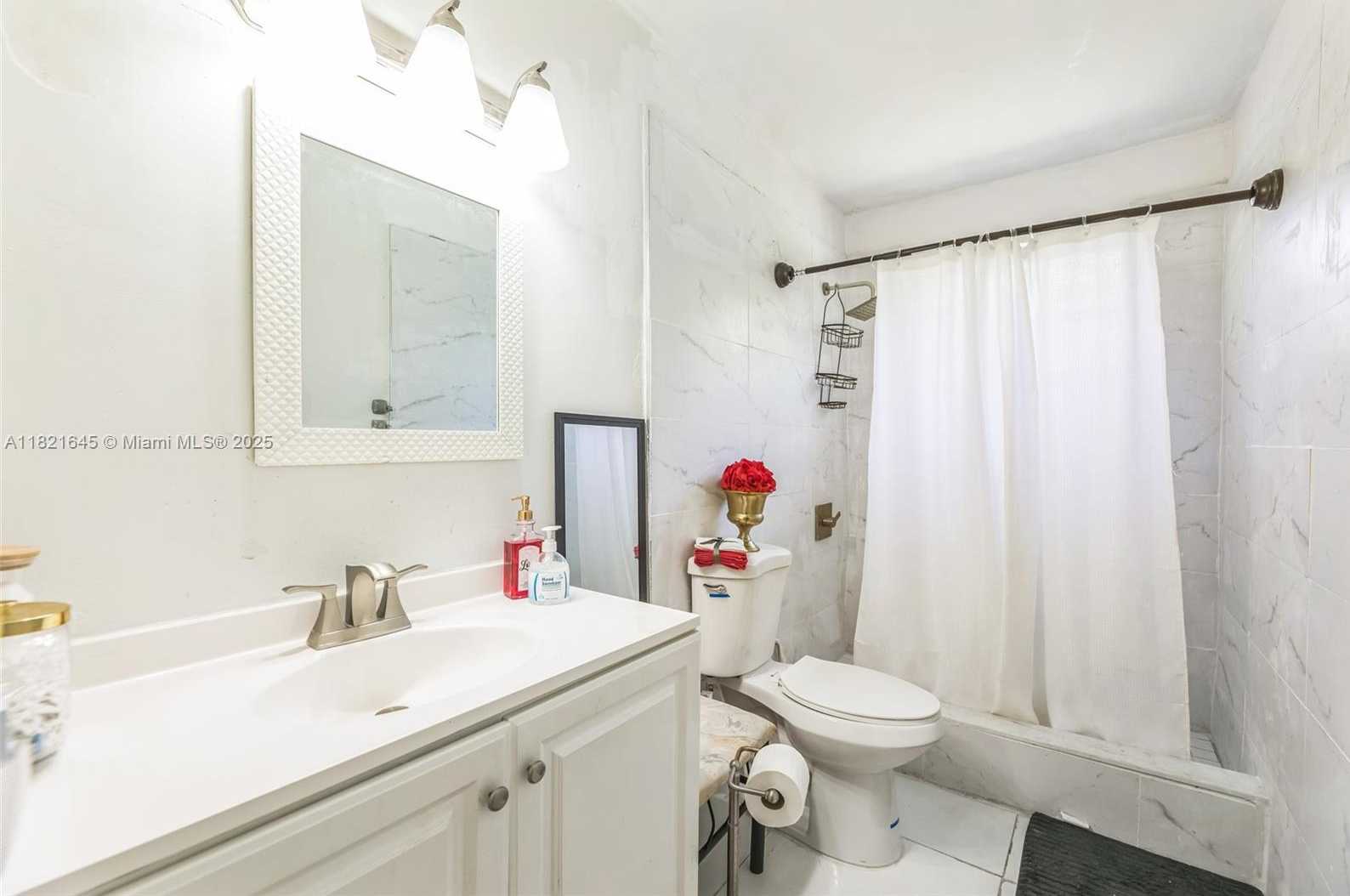 Small Image of 6701 NORTH WEST 6TH ST, Margate Number 15