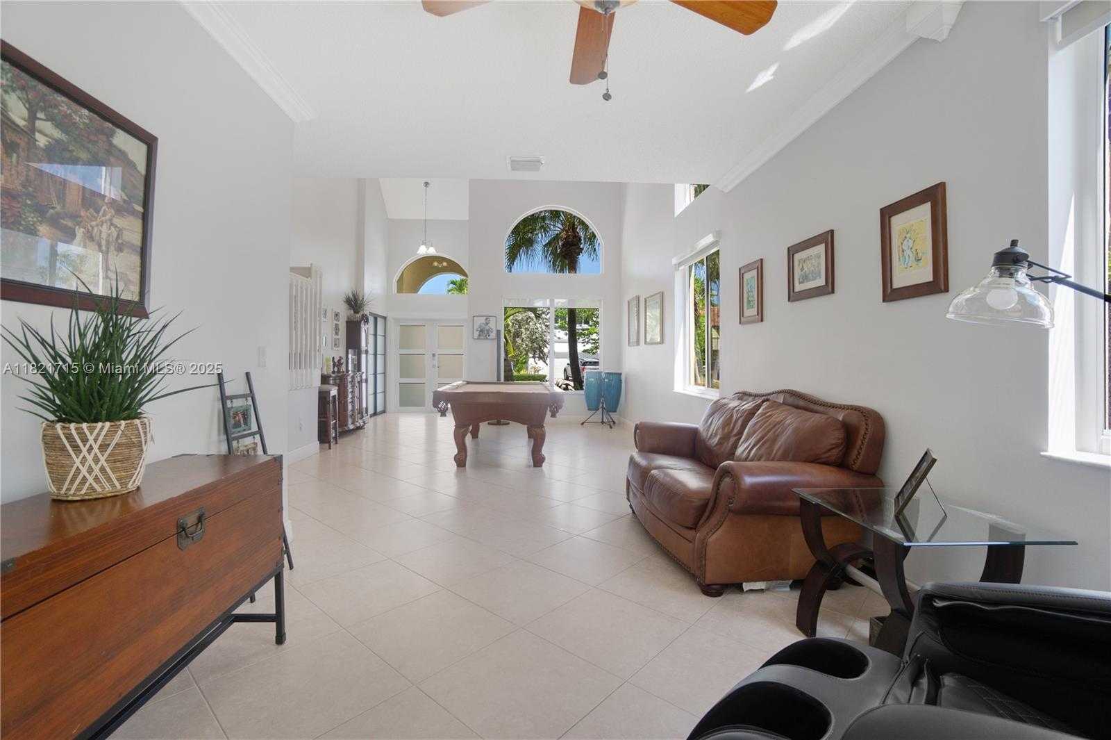 Small Image of 801 NORTH WEST 156TH AVE, Pembroke Pines Number 11