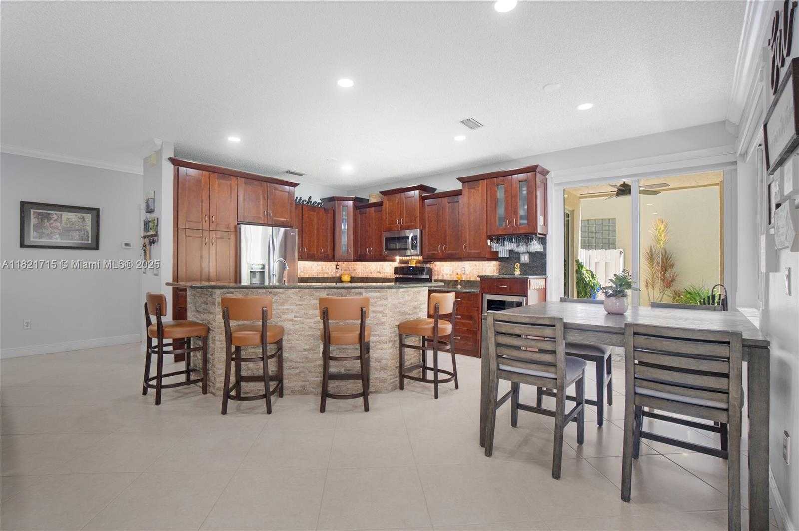 Small Image of 801 NORTH WEST 156TH AVE, Pembroke Pines Number 13