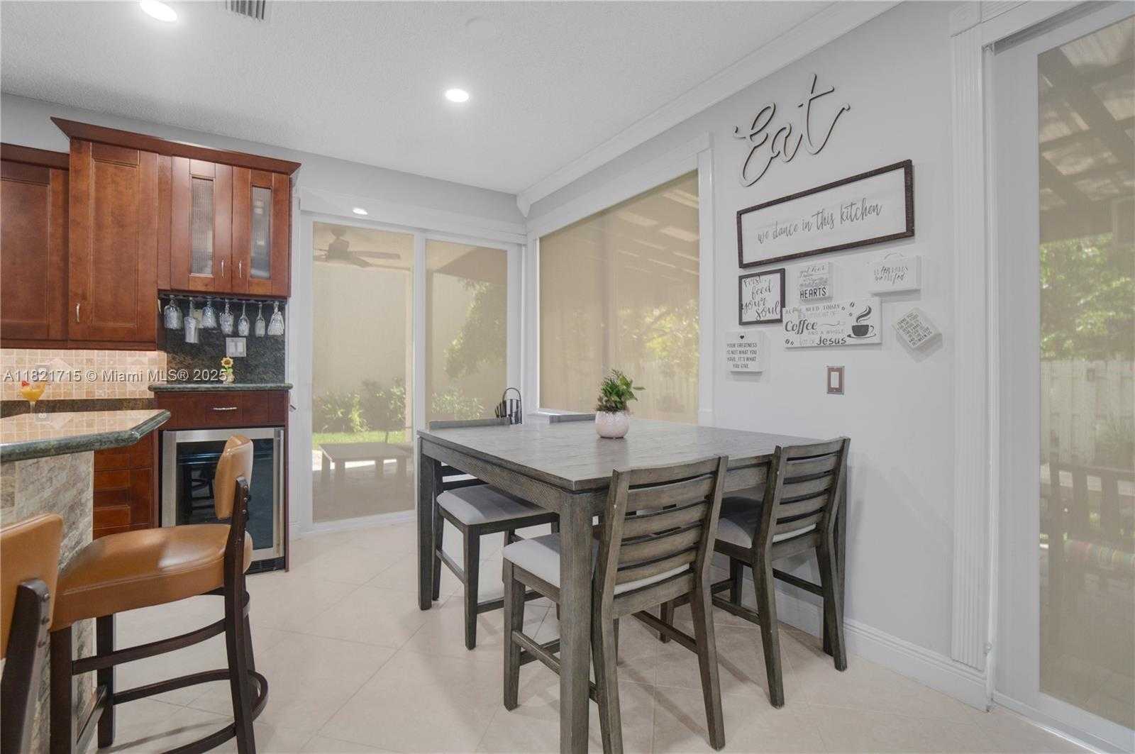 Small Image of 801 NORTH WEST 156TH AVE, Pembroke Pines Number 19