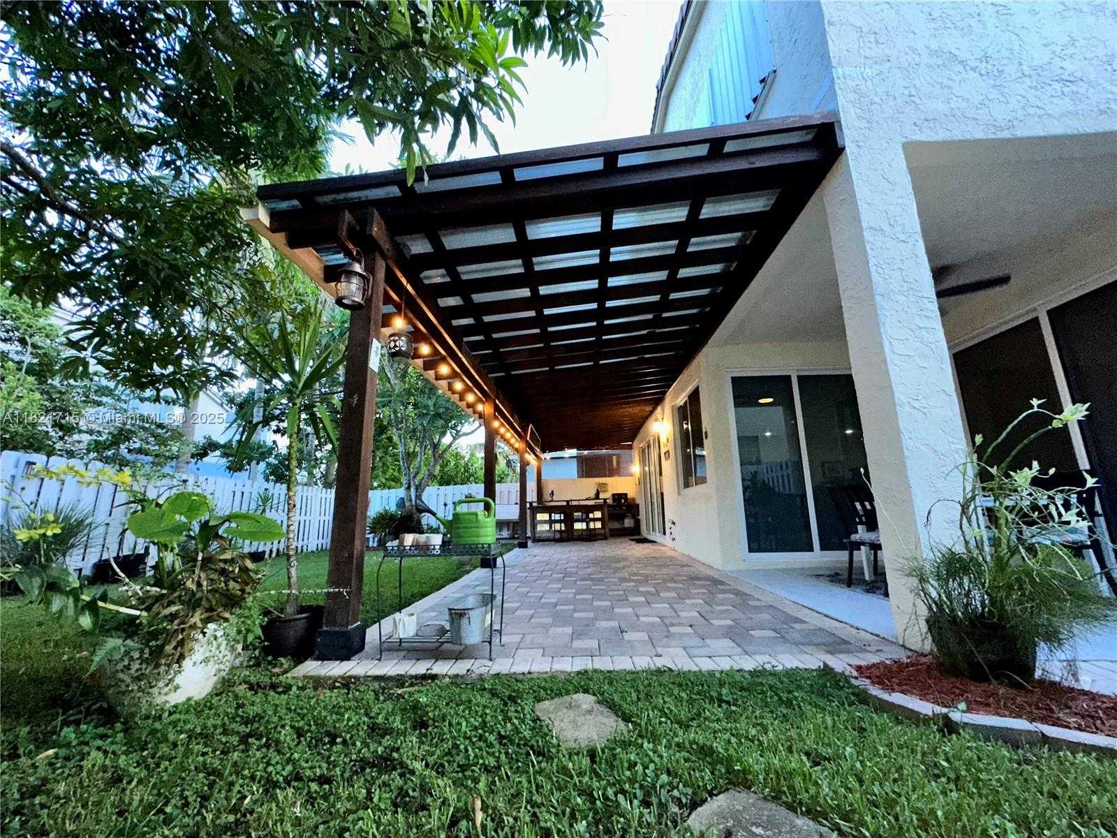 Small Image of 801 NORTH WEST 156TH AVE, Pembroke Pines Number 53