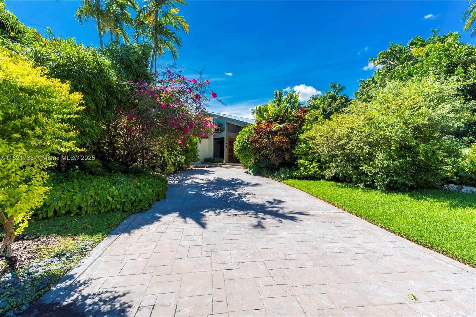 Small Image of 2691 SOUTH WEST 110TH WAY, Davie Number 2
