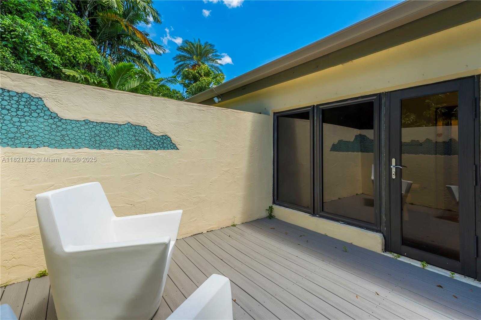 Small Image of 2691 SOUTH WEST 110TH WAY, Davie Number 25
