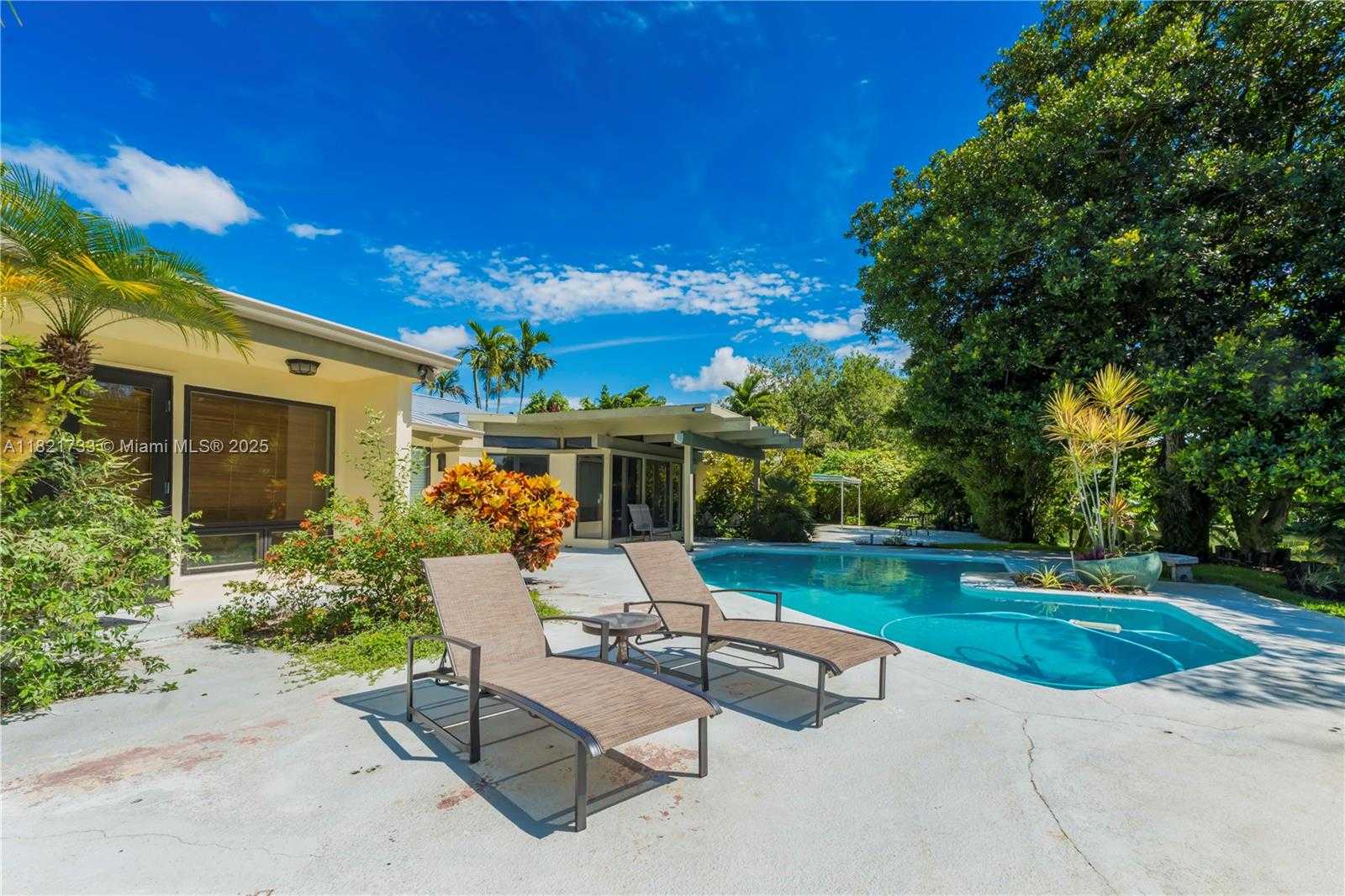 Small Image of 2691 SOUTH WEST 110TH WAY, Davie Number 45