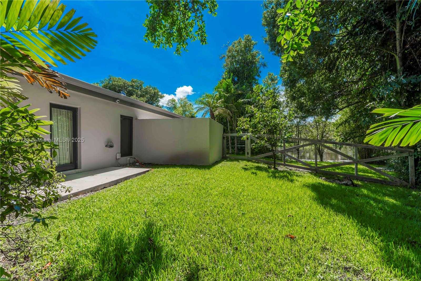 Small Image of 2691 SOUTH WEST 110TH WAY, Davie Number 60