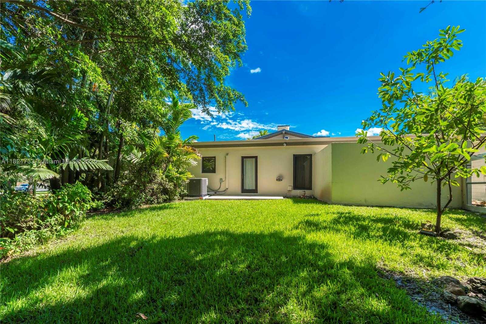 Small Image of 2691 SOUTH WEST 110TH WAY, Davie Number 61