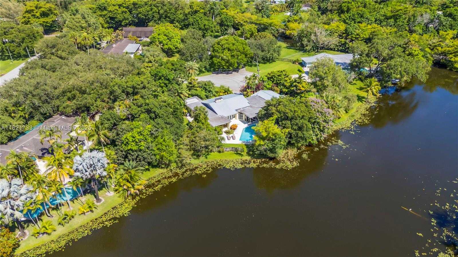 Small Image of 2691 SOUTH WEST 110TH WAY, Davie Number 74
