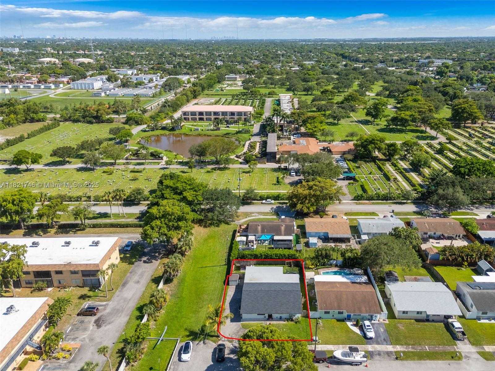 Small Image of 7100 MCCLELLAN ST, Hollywood Number 31