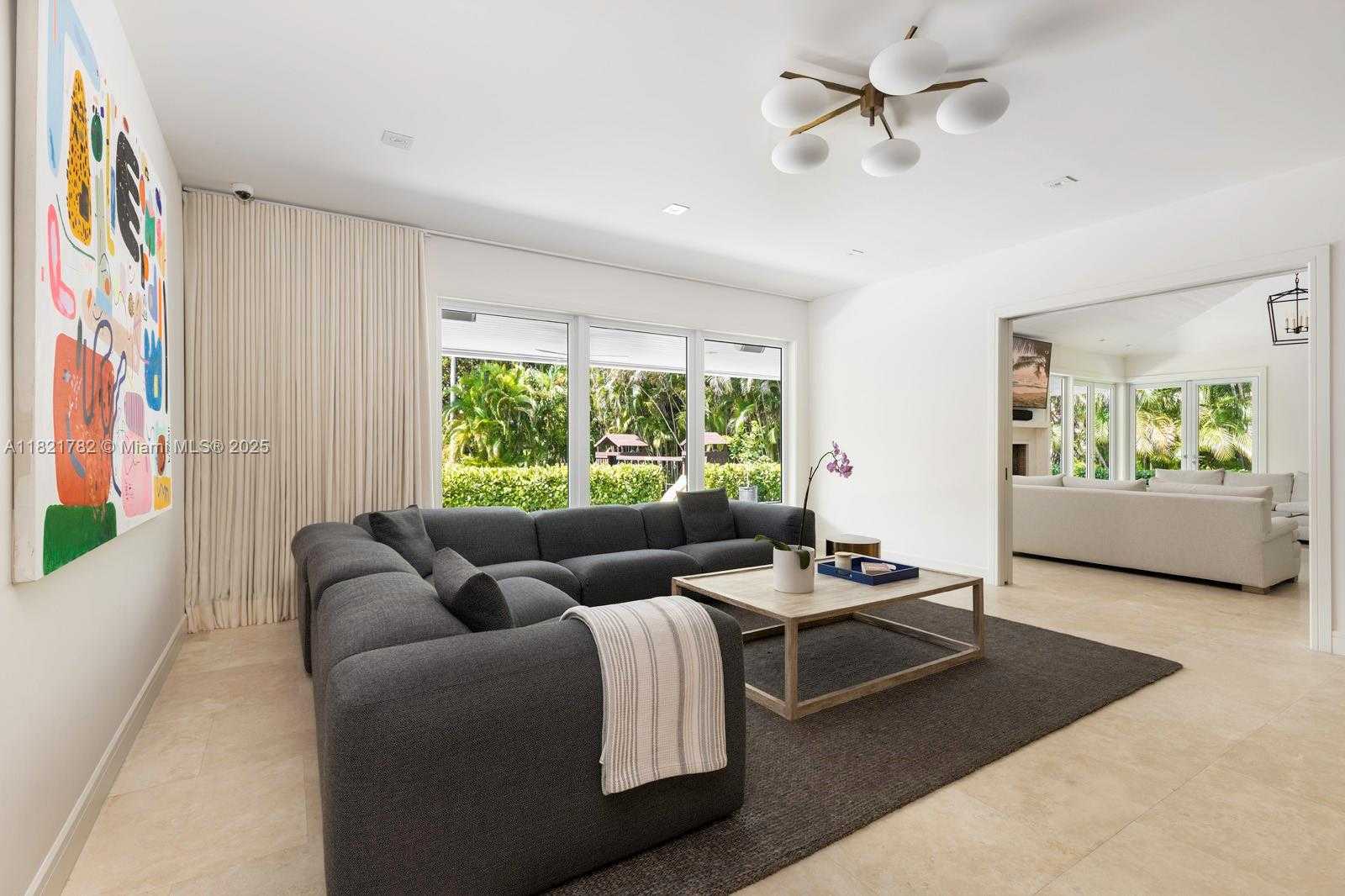 Small Image of 11100 PARADELA ST, Coral Gables Number 9
