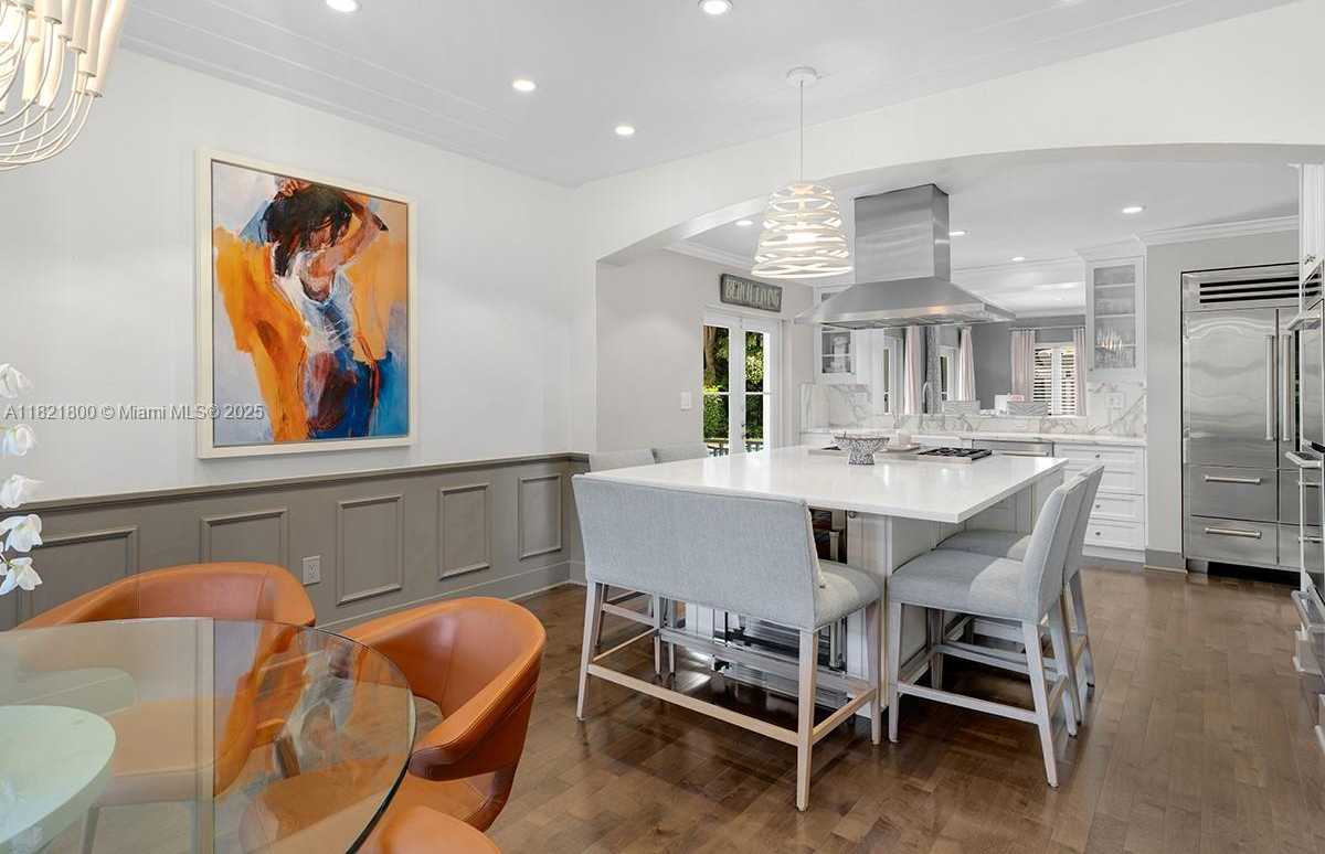 Small Image of 2500 LAKE AVE, Miami Beach Number 10
