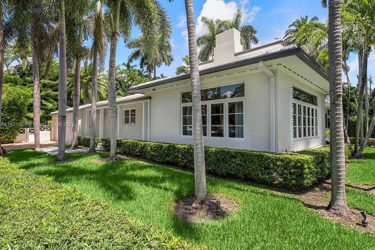 Small Image of 2500 LAKE AVE, Miami Beach Number 23