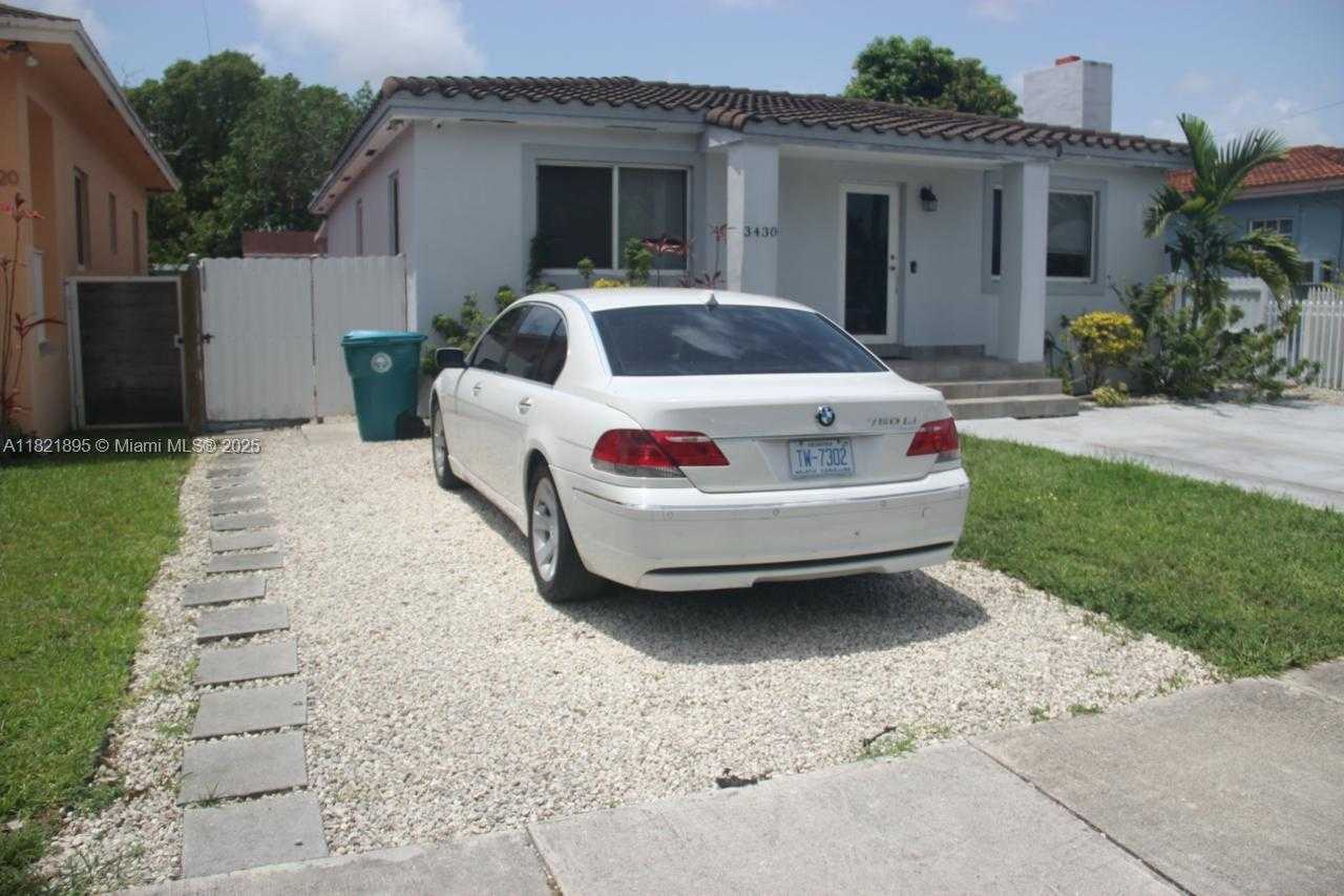 Small Image of 3430 NORTH WEST 16TH ST, Miami Number 2