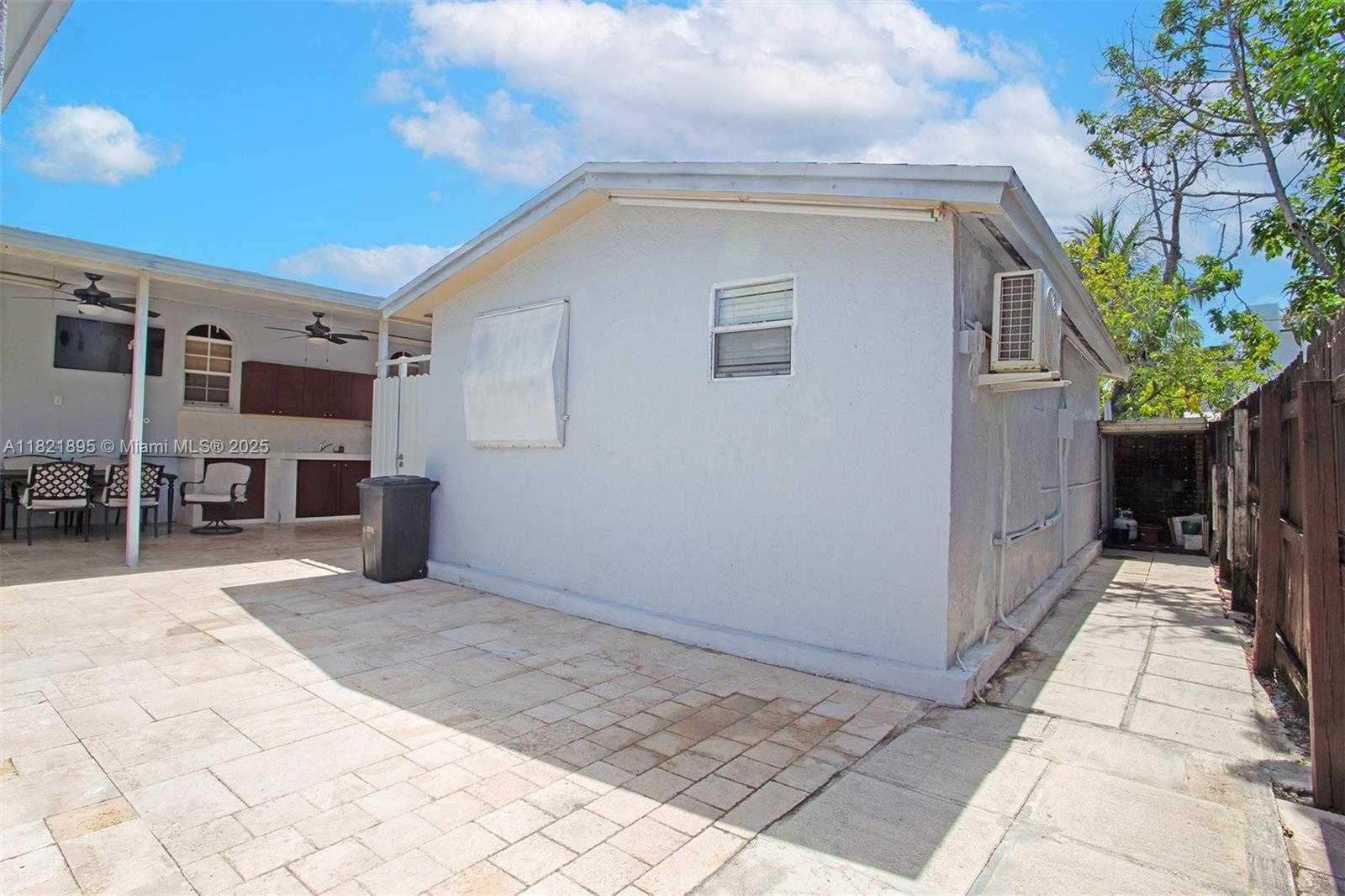 Small Image of 3430 NORTH WEST 16TH ST, Miami Number 34