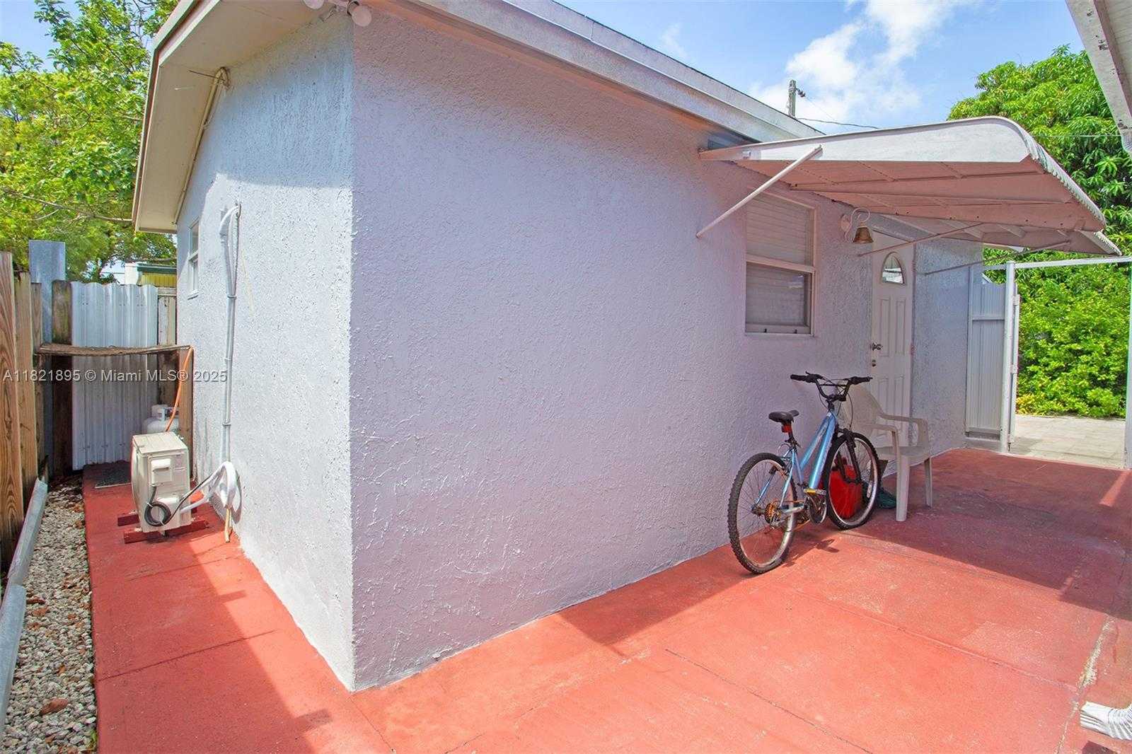 Small Image of 3430 NORTH WEST 16TH ST, Miami Number 35