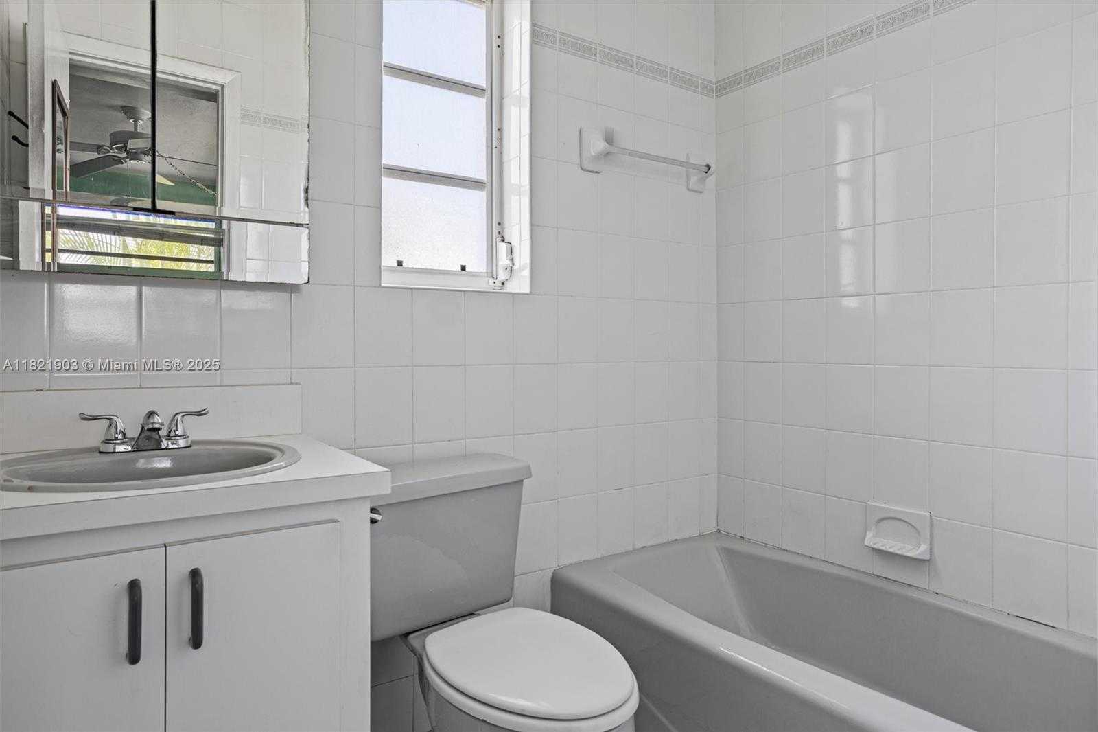 Small Image of 19825 SOUTH WEST 89TH AVE, Cutler Bay Number 16