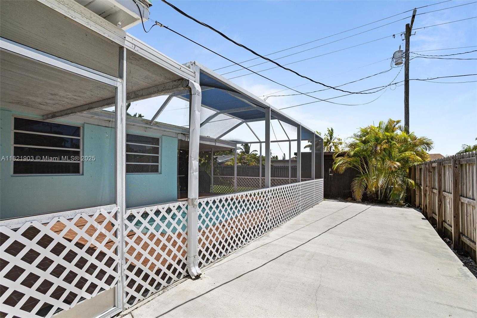 Small Image of 19825 SOUTH WEST 89TH AVE, Cutler Bay Number 22