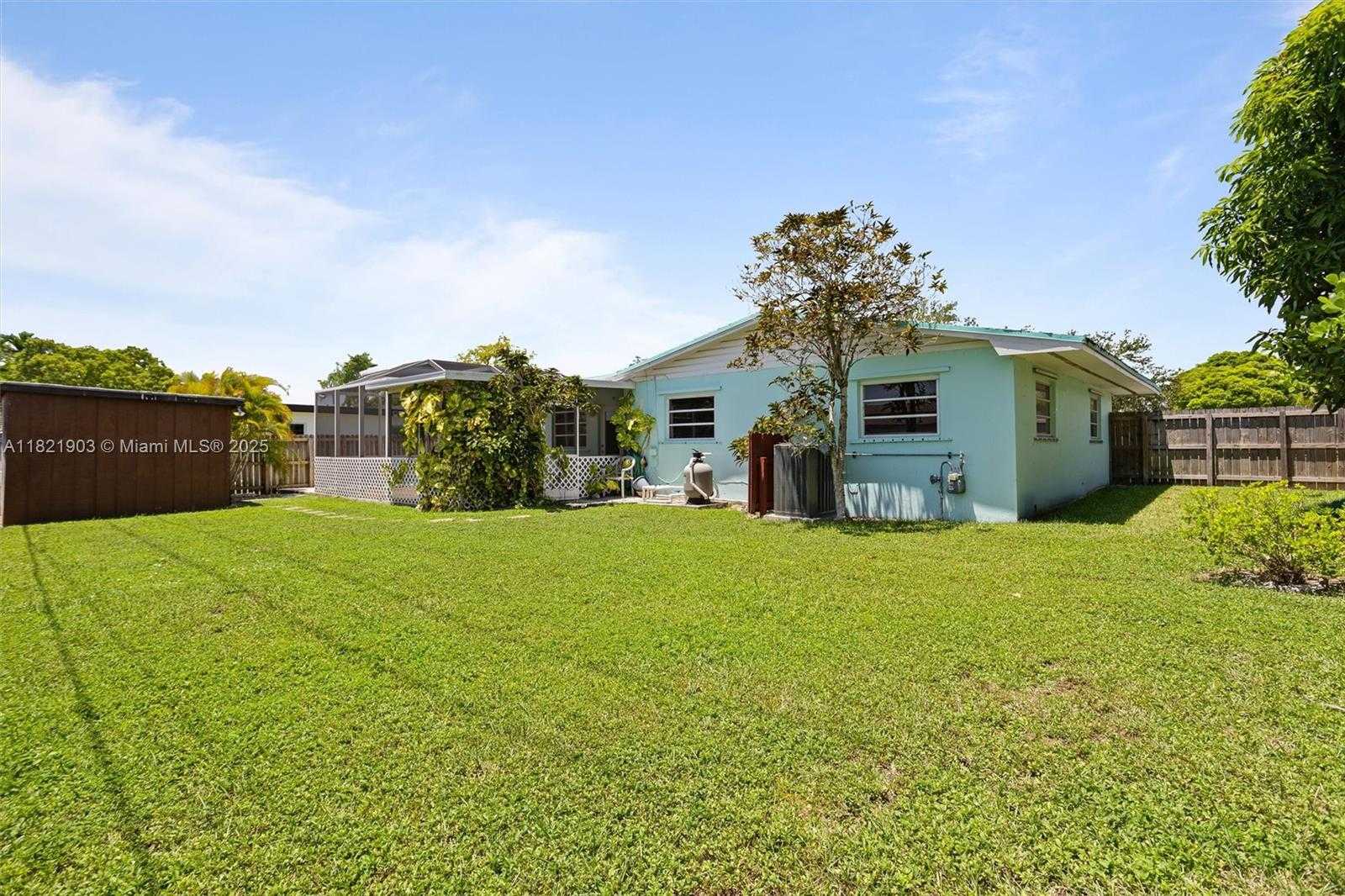 Small Image of 19825 SOUTH WEST 89TH AVE, Cutler Bay Number 23